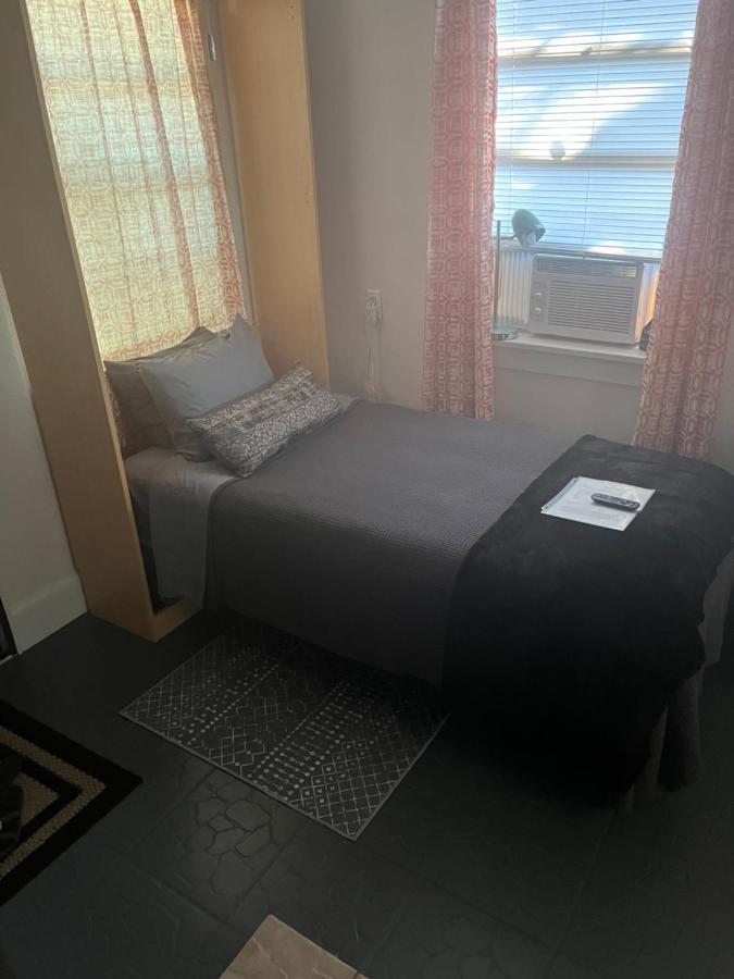 Single Room With Twin Bed On Private Property Eustis Exterior foto